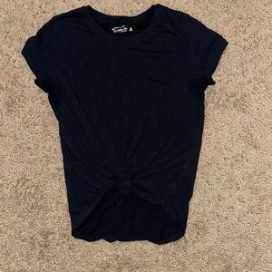 Medium knotted crew from Abercrombie, lightly used.